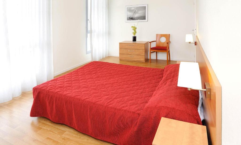 Sejours & Affaires Rennes Villa Camilla Екстериор снимка
