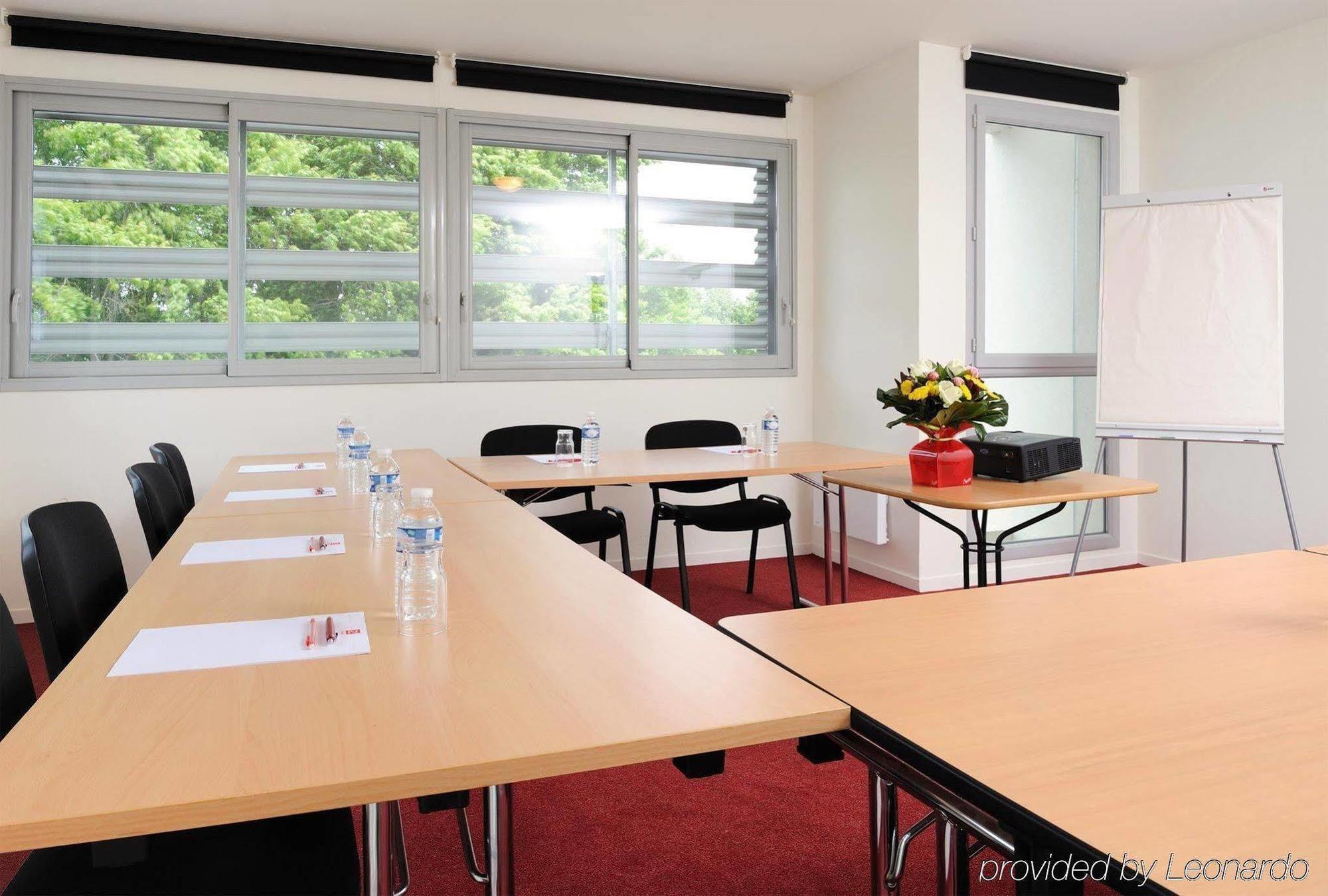 Sejours & Affaires Rennes Villa Camilla Екстериор снимка