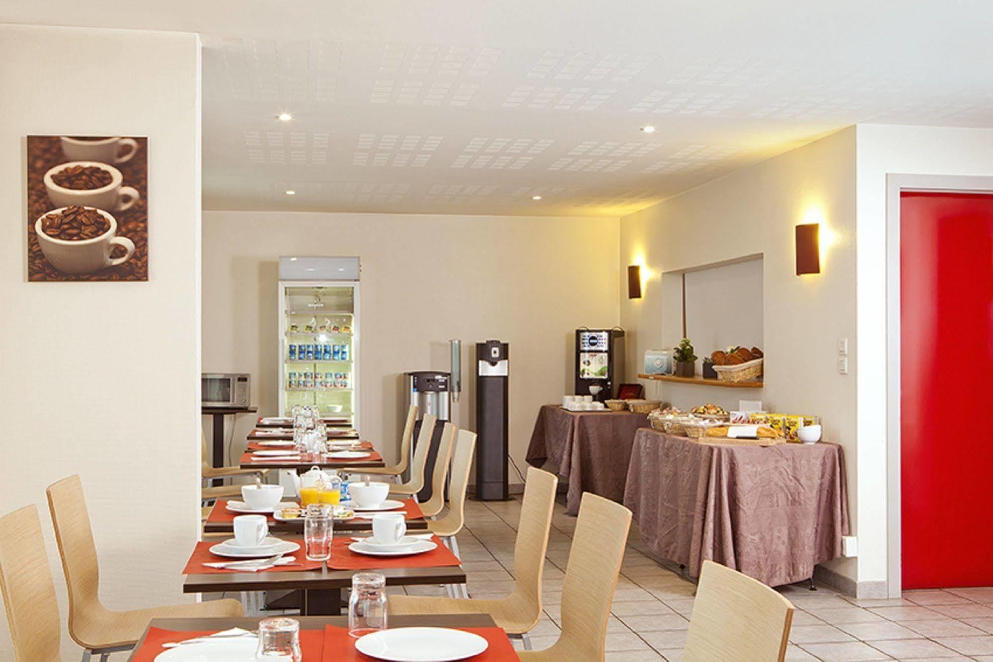 Sejours & Affaires Rennes Villa Camilla Екстериор снимка